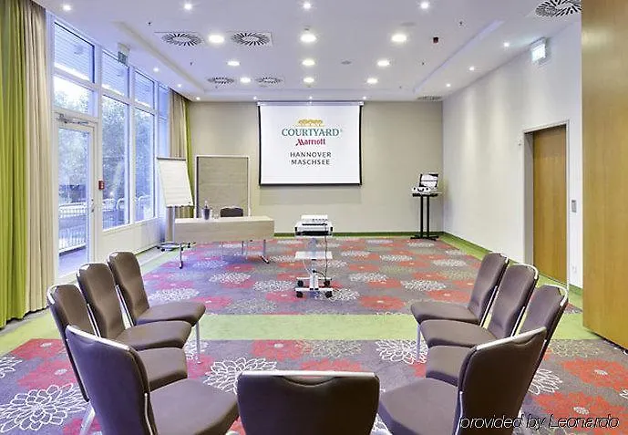Courtyard by Marriott Hannover Maschsee 4*,  Deutschland