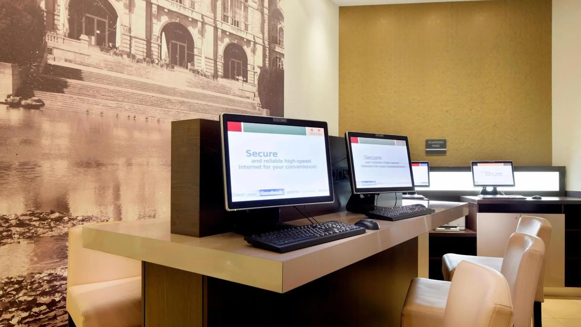 Courtyard by Marriott Hannover Maschsee Hotel