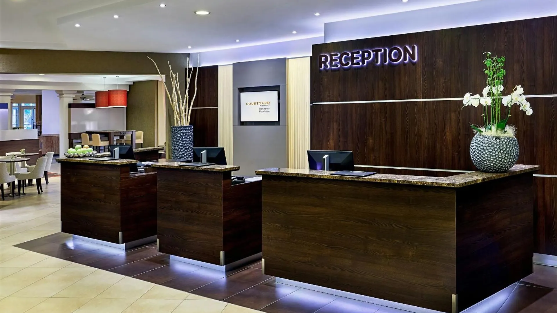 Courtyard By Marriott Hannover Maschsee 4*,  Germany