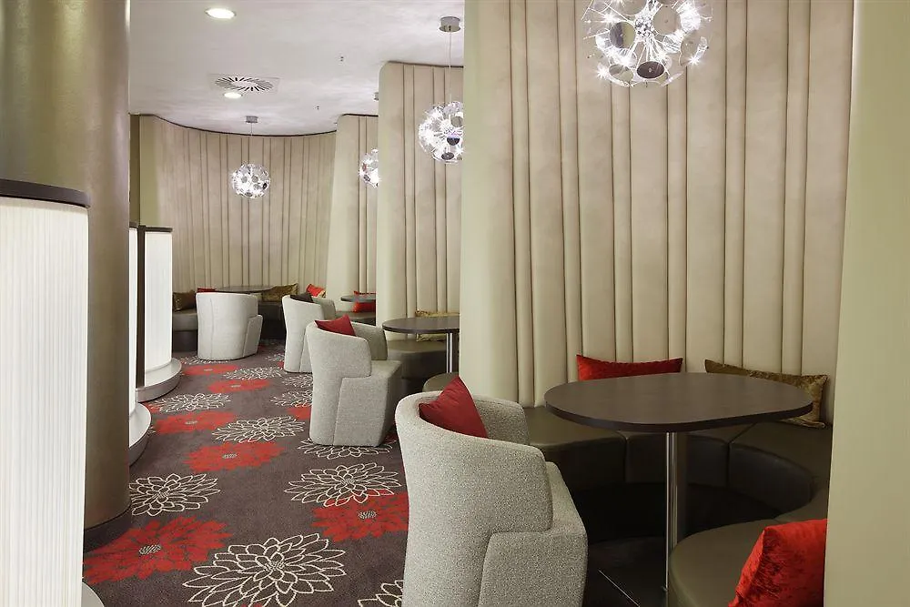 Courtyard By Marriott Hannover Maschsee Hotel