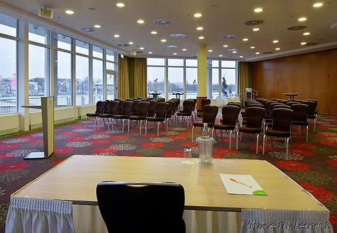 Courtyard By Marriott Hannover Maschsee Hotel