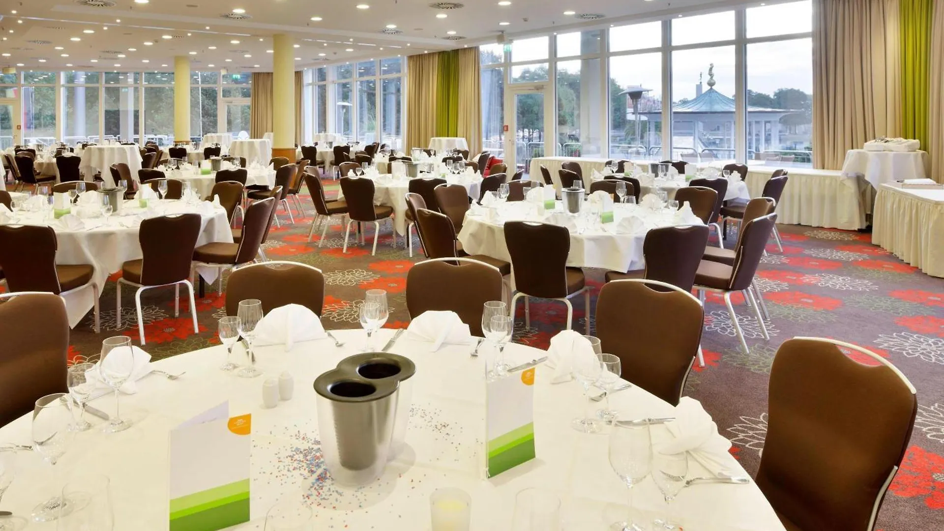 Courtyard By Marriott Hannover Maschsee Hotel