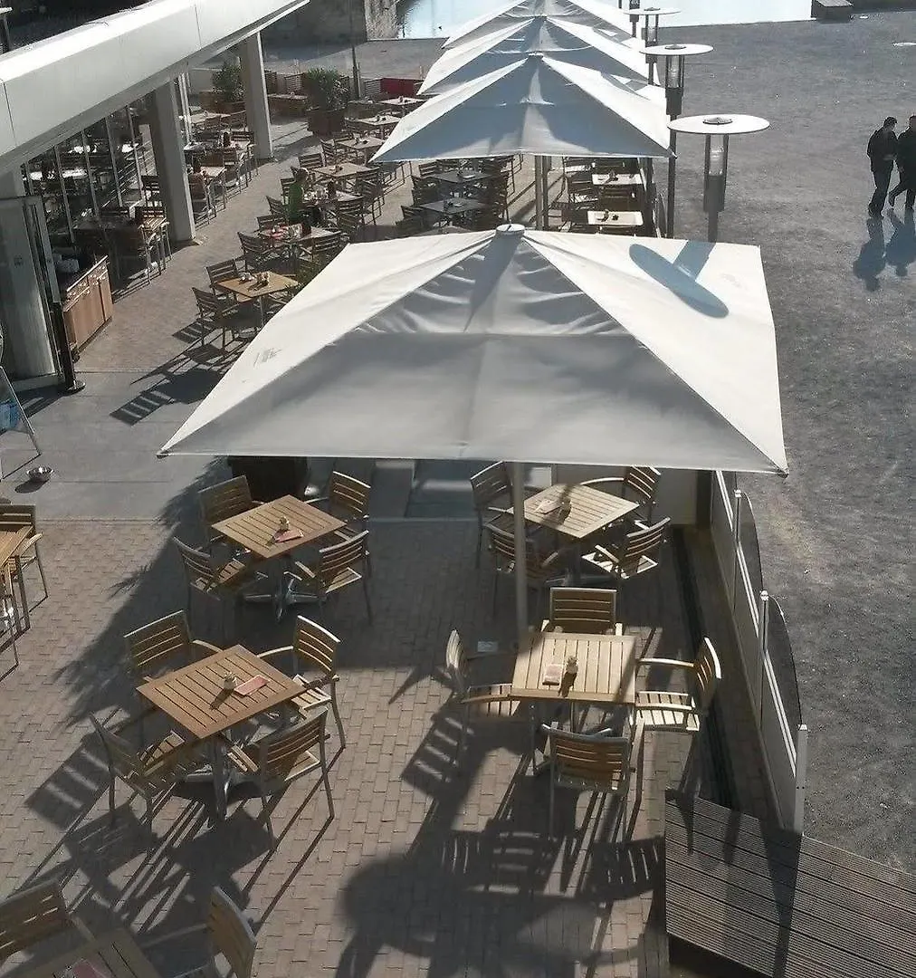 Courtyard By Marriott Hannover Maschsee 4*,