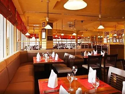 Hotel Courtyard By Marriott Hannover Maschsee